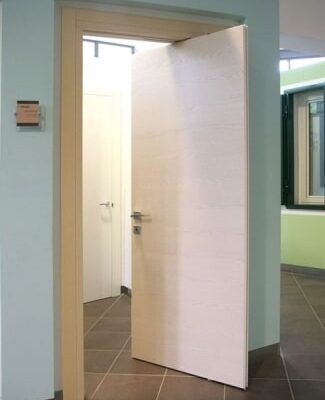 A OGNUNO LA SUA PORTA!