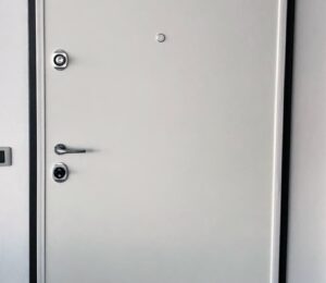 Porta blindata Torterolo & Re serie CHROME mod. TR450 ad un'anta Fracchia Stella Savona