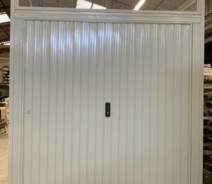 Porta basculante in acciaio da LT 2600 x HT 2660